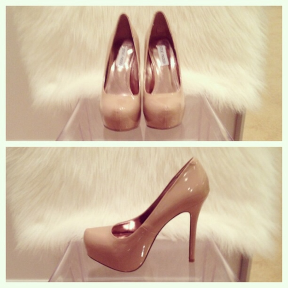 COPY - Steve Madden Nala Platform Pump